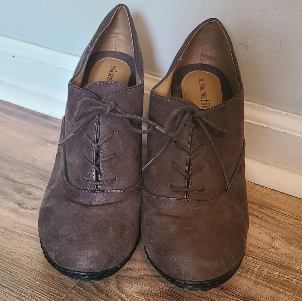 Solesensibility Taupe Lace-Up 4" Heel Size 11
